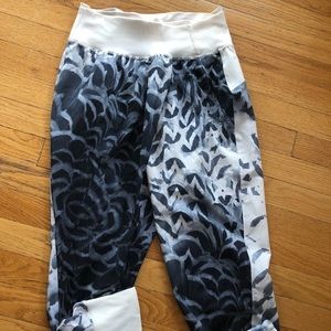 Lululemon silky pants, size 6